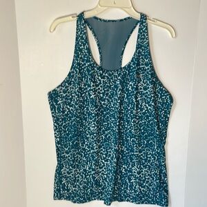 Under Armour Women's Size  XL Razor Tank Fitted Heat Gear Blue Active Workout